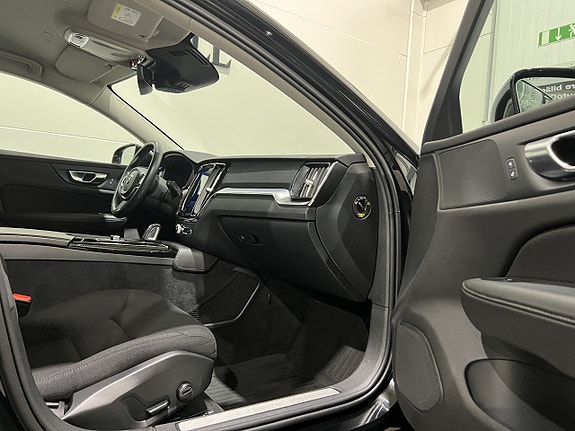 Volvo V60 23 of 27