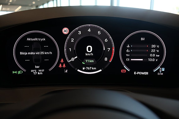 Porsche Panamera 4S 14 of 20
