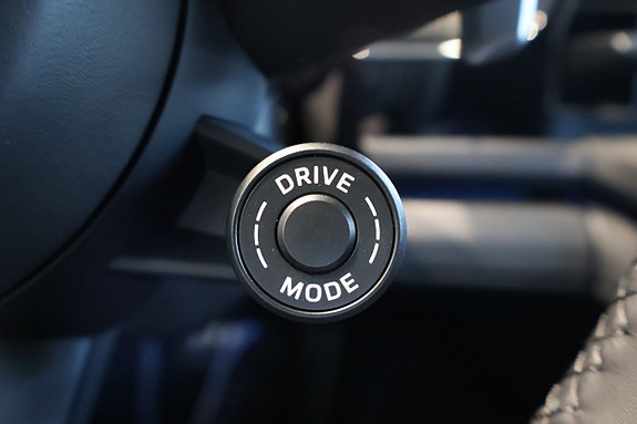 Porsche Panamera 4S 16 of 20