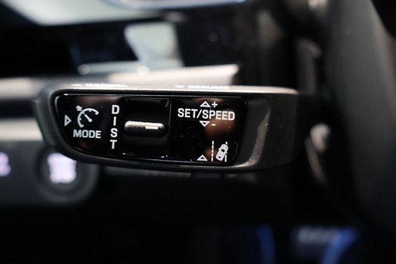 Porsche Panamera 4S 15 of 20