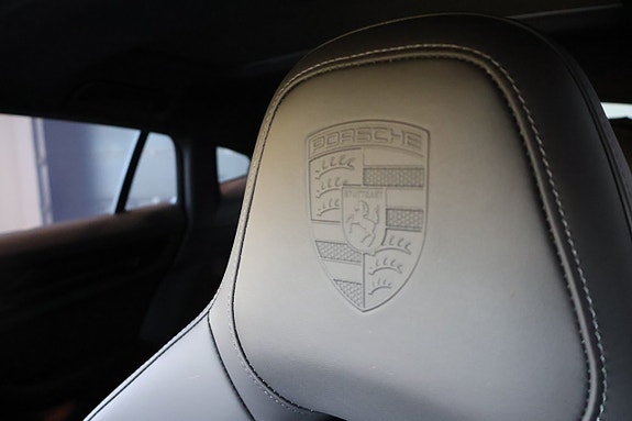 Porsche Panamera 4S 13 of 20