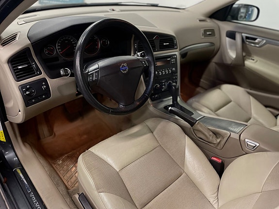 Volvo S60 5 of 5
