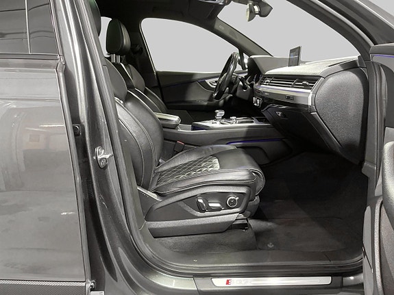 Audi SQ7 5 of 23