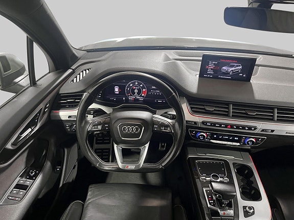 Audi SQ7 7 of 18
