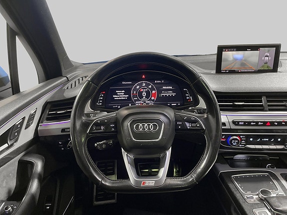 Audi SQ7 8 of 23