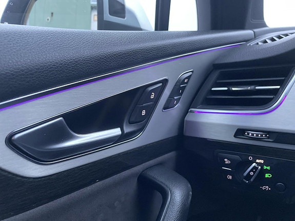 Audi SQ7 11 of 23