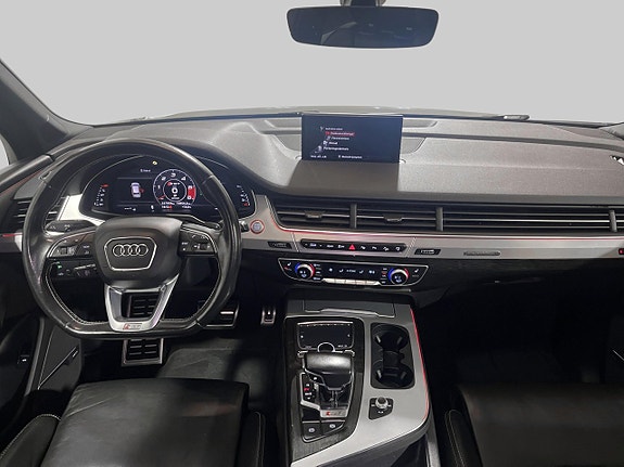 Audi SQ7 6 of 18