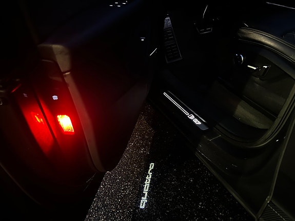 Audi SQ7 14 of 18