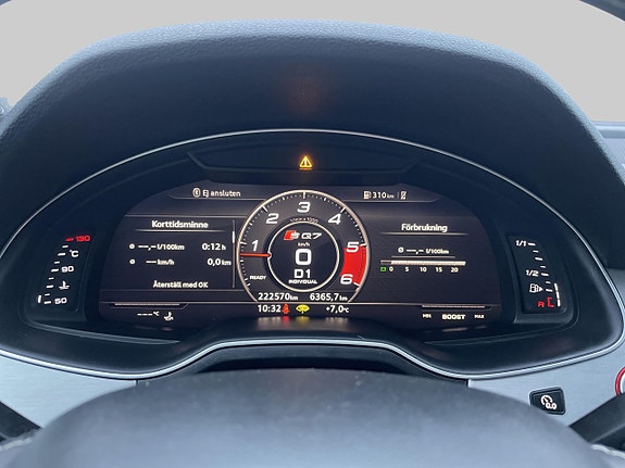 Audi SQ7 16 of 23