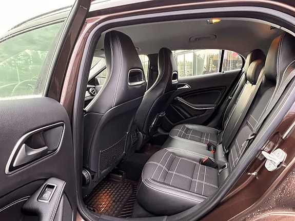 Mercedes-Benz GLA250 7 of 7