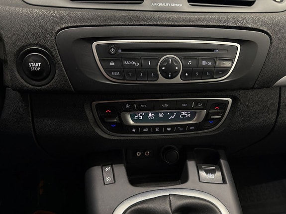 Renault Scenic III 17 of 19
