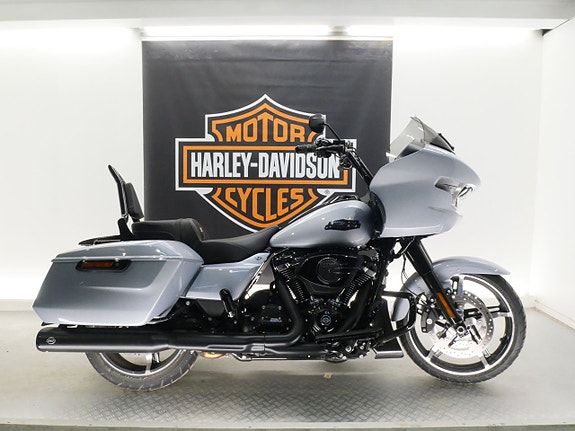 Harley-Davidson Road Glide FLTRX