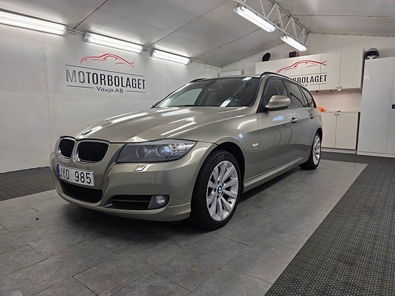 Bmw 320d xDrive Auto *2012 Sportstolar* Atraktor