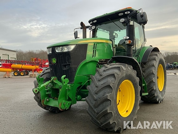 John Deere 7230R