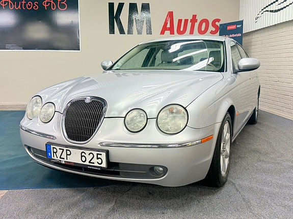 Jaguar S-TYPE