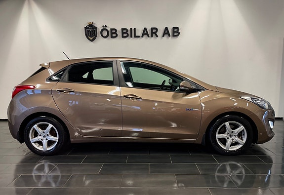 Hyundai i30 2 of 11