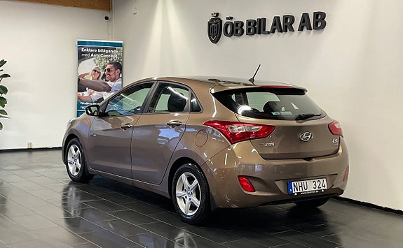 Hyundai i30 3 of 11