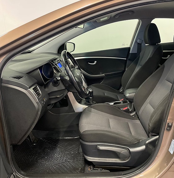 Hyundai i30 6 of 11