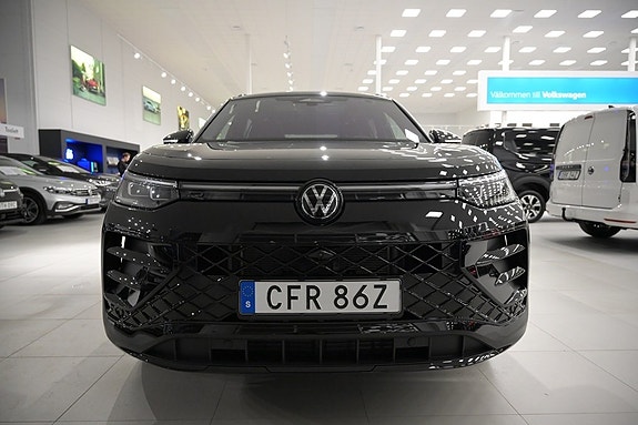 Volkswagen Tayron 2 of 5