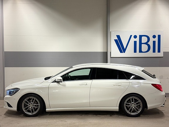Mercedes-Benz CLA200 4 of 5