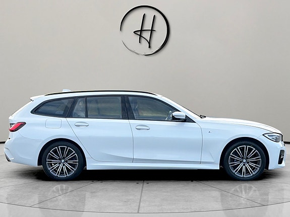 BMW 330e 5 of 30