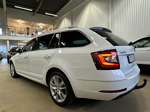 Skoda Octavia 5 of 5