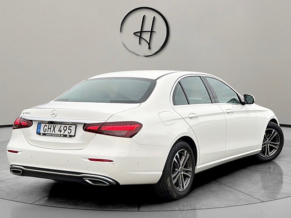 Mercedes-Benz E300 de 7 of 30