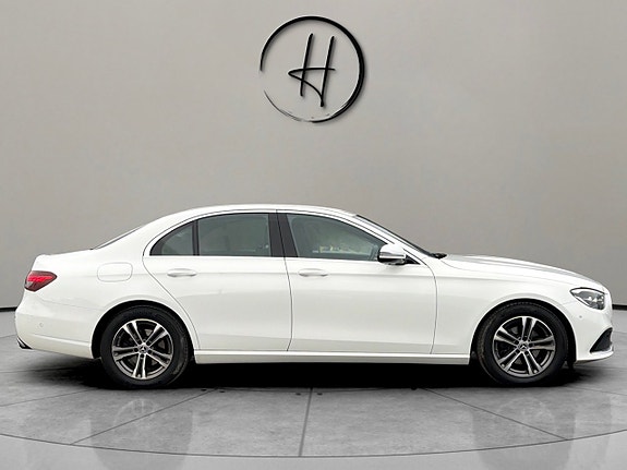 Mercedes-Benz E300 de 5 of 30