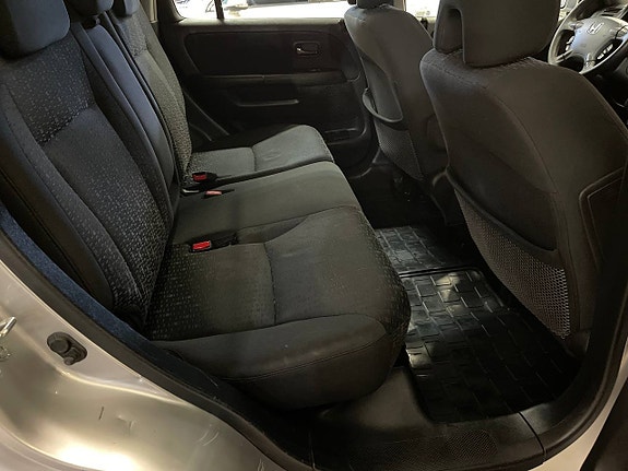 Honda CR-V 10 of 13