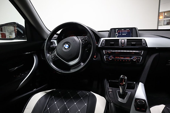 BMW 320 13 of 22