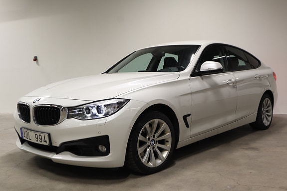 BMW 320 3 of 5
