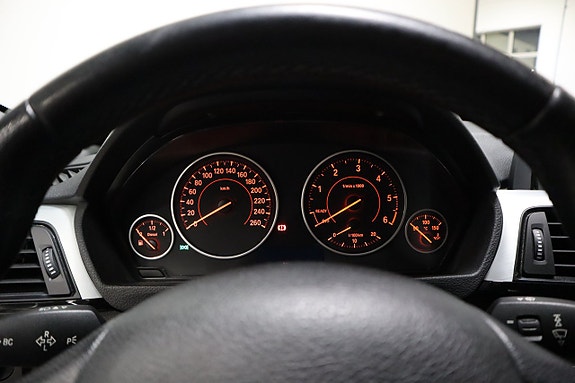 BMW 320 19 of 22