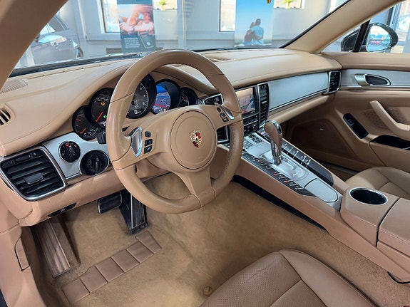 Porsche Panamera S 14 of 22
