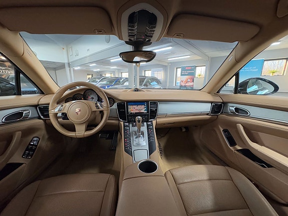 Porsche Panamera S 15 of 22