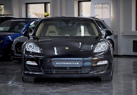 Porsche Panamera S 2 of 5