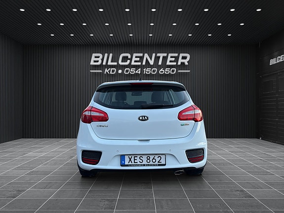 Kia Ceed 4 of 5