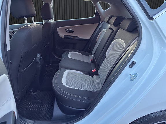 Kia Ceed 17 of 20
