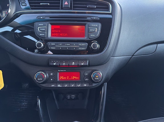 Kia Ceed 15 of 20
