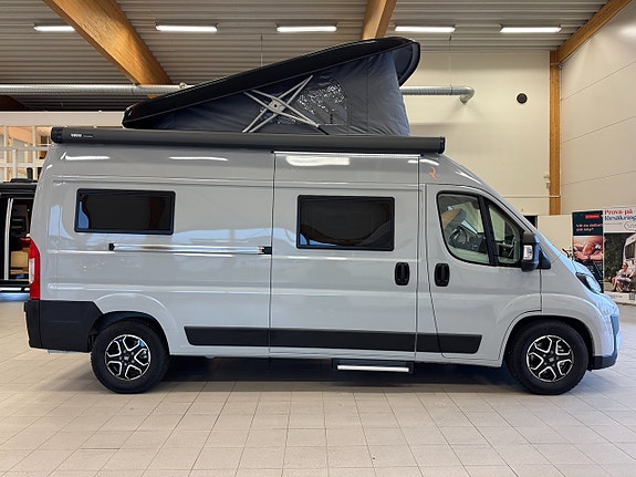 Robeta Helios 180HK AUT 5 bältad & 6 sovplatser! Adapt farthållare