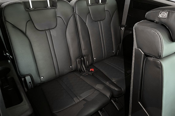 Kia Sorento 27 of 30