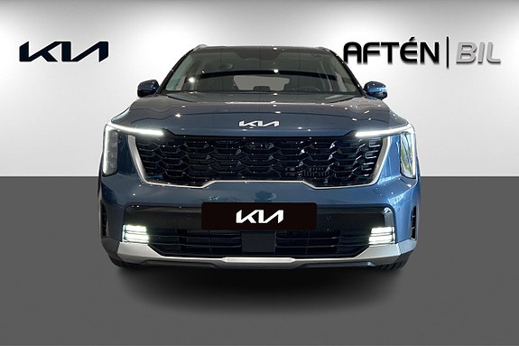 Kia Sorento 2 of 23