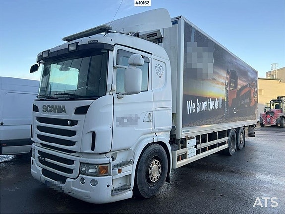 SCANIA G400 Skåpbil med fällbar ramp (289,000:- ex moms)