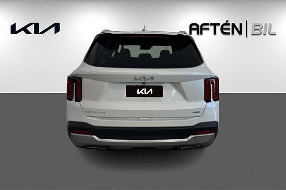Kia Sorento 5 of 26