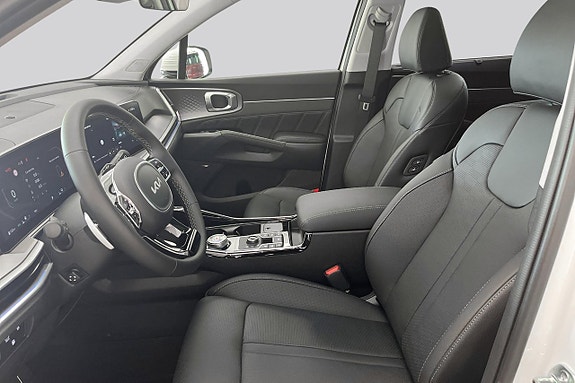 Kia Sorento 8 of 26