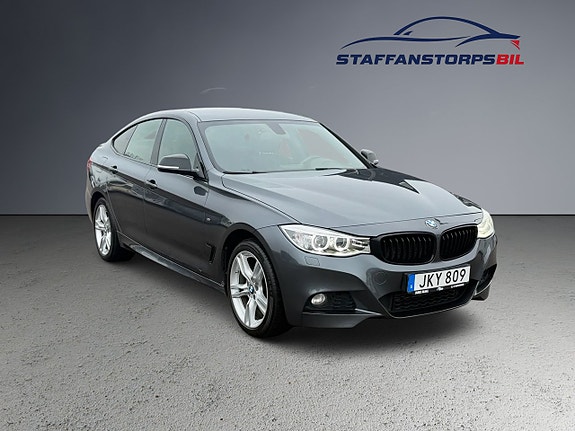 BMW 320 3 of 12