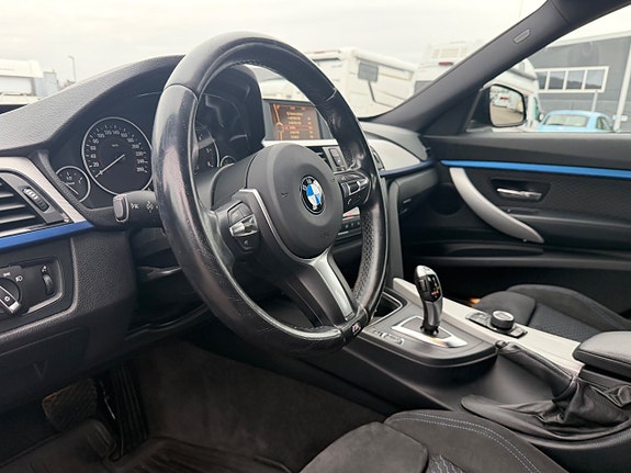 BMW 320 9 of 12