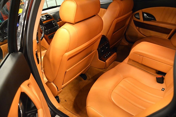 Maserati Quattroporte 11 of 21