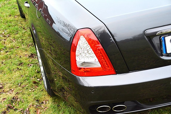 Maserati Quattroporte 7 of 21