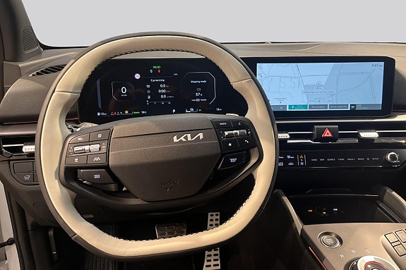 Kia Sportage 12 of 16