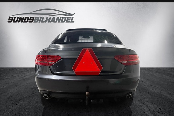 Audi a5 Coupé 3.0 TDI quattro S Tronic A-Traktor 4 of 13